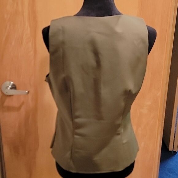 NWOT Boston Proper Olive Tank Top Sz 12 - Picture 5 of 13